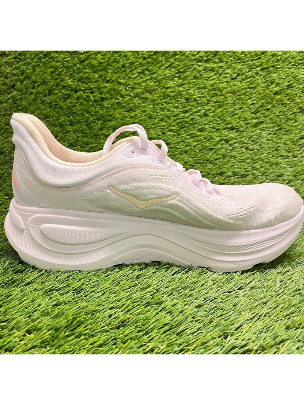 Hoka One One Bondi 9 Womens Size 11 Pink Cream Athletic Running Shoes Sneakers - Picture 4 of 10